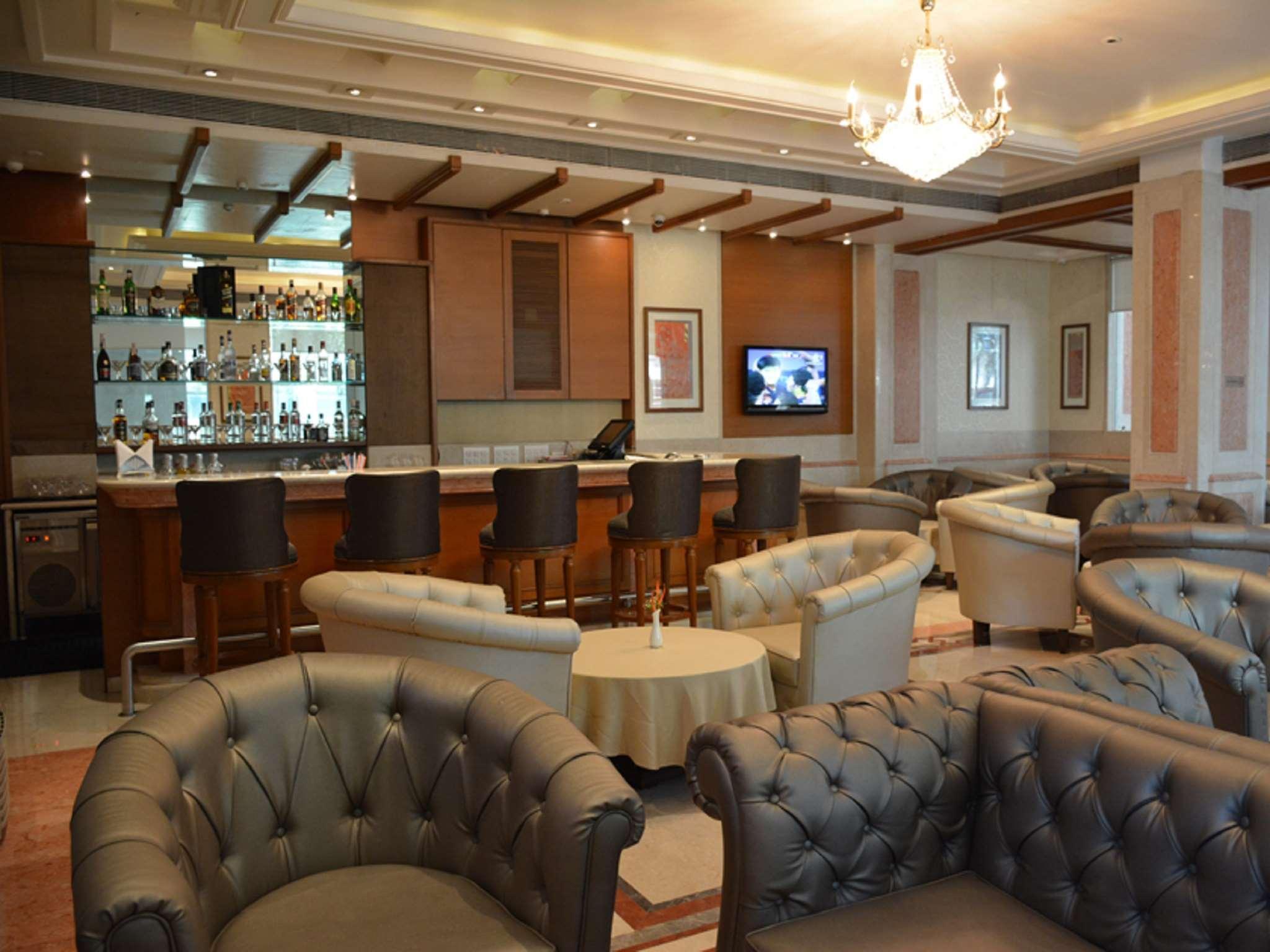 Royal Tulip Navi Mumbai Hotel Kültér fotó