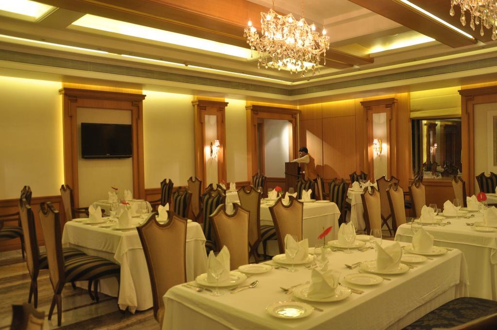 Royal Tulip Navi Mumbai Hotel Kültér fotó