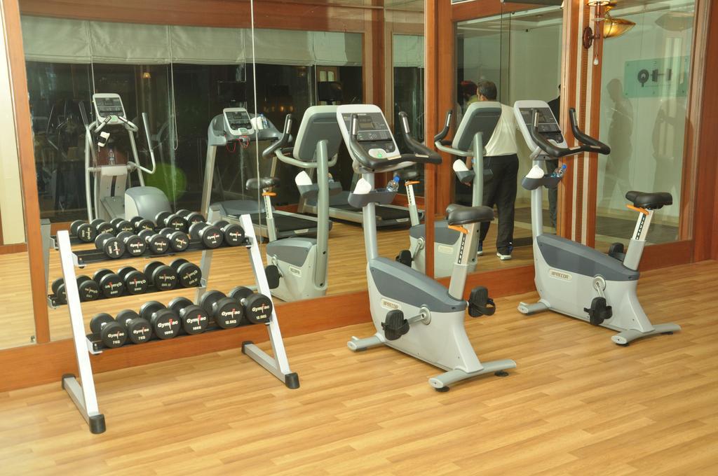 Royal Tulip Navi Mumbai Hotel Kültér fotó