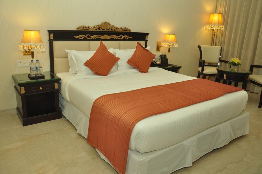 Royal Tulip Navi Mumbai Hotel Kültér fotó