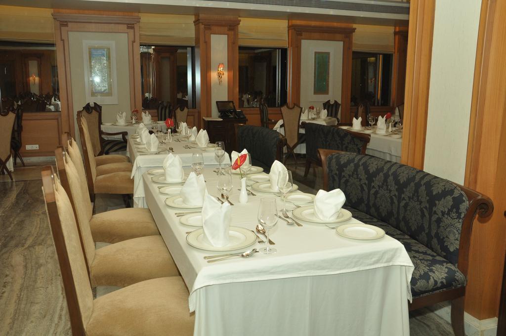 Royal Tulip Navi Mumbai Hotel Kültér fotó