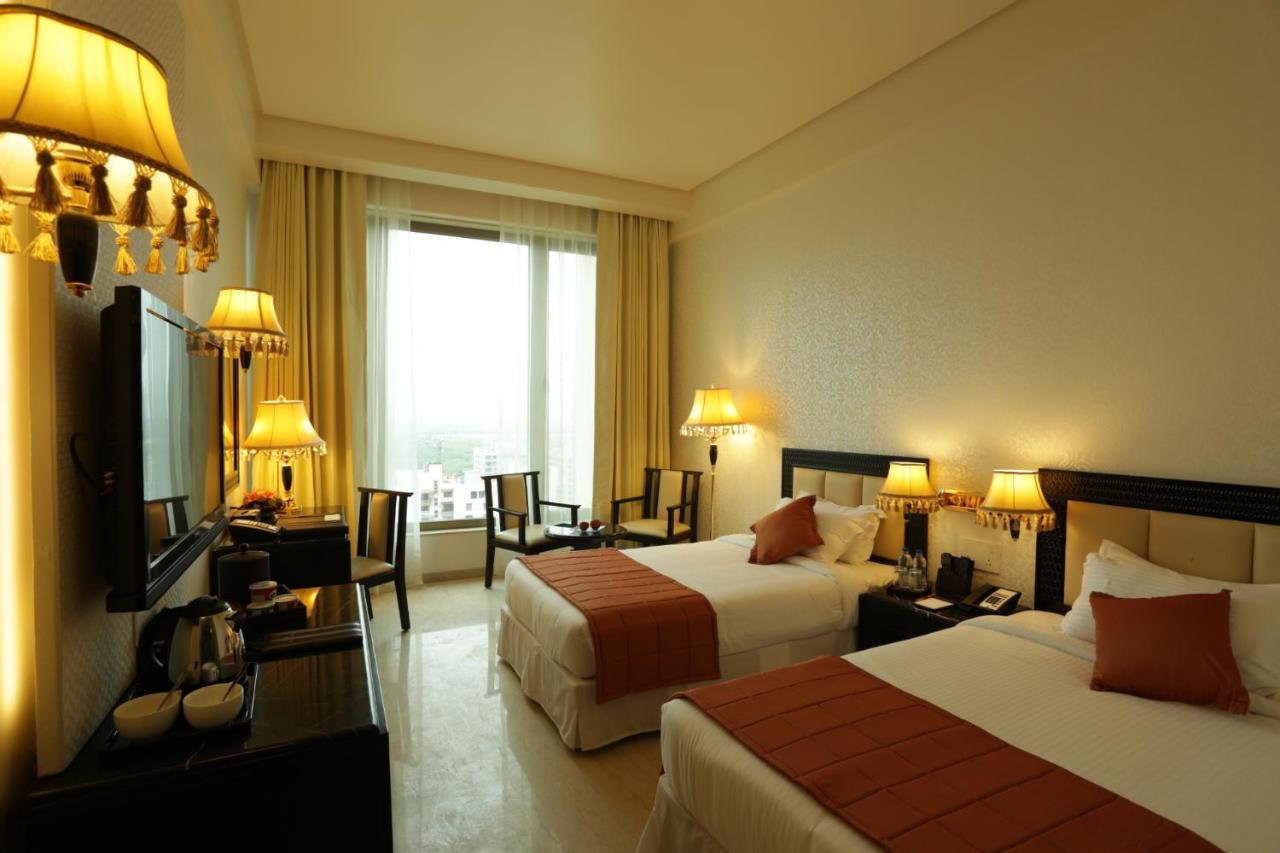 Royal Tulip Navi Mumbai Hotel Kültér fotó